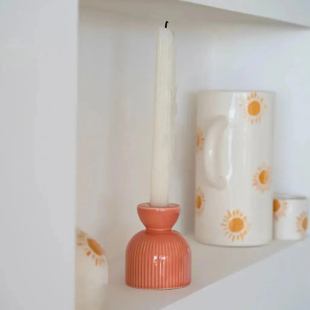 Moins-de-50-Euros Les curieuses