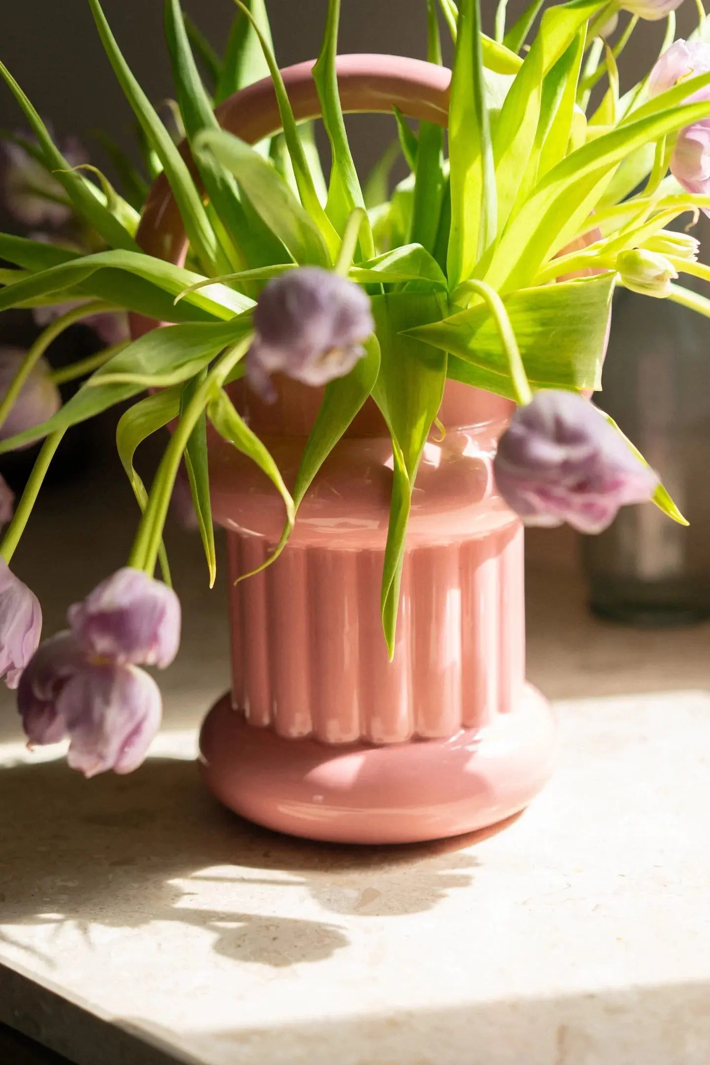 Vase Oliver pink en faïence fabriqué au Portugal
