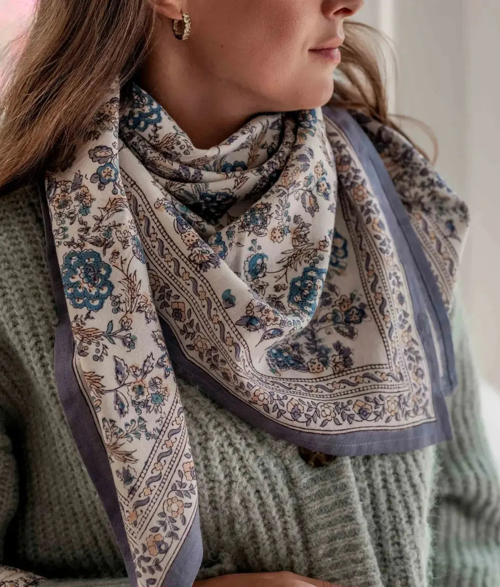 Grand foulard Indien - Kiala Céleste - Bindi Bindi atelier