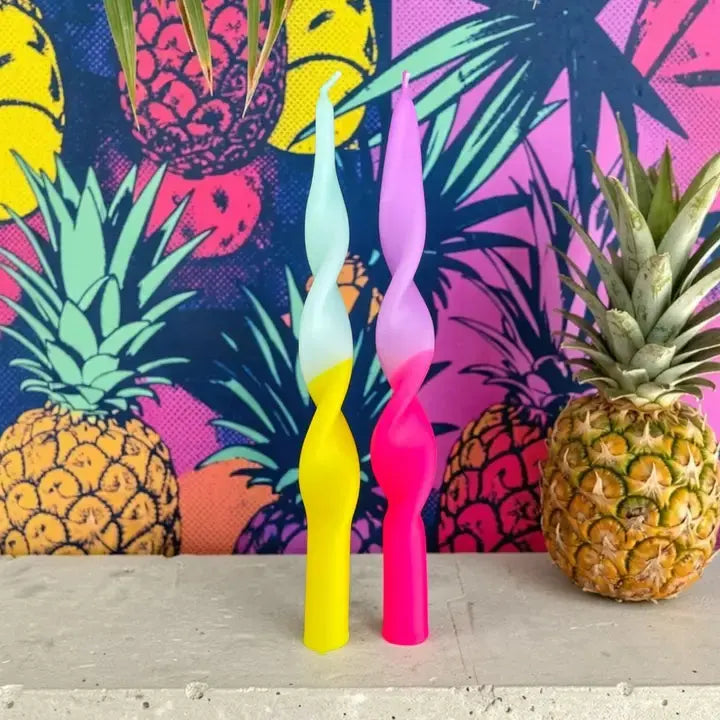 Bougie néon torsadée édition Miami colorée et design