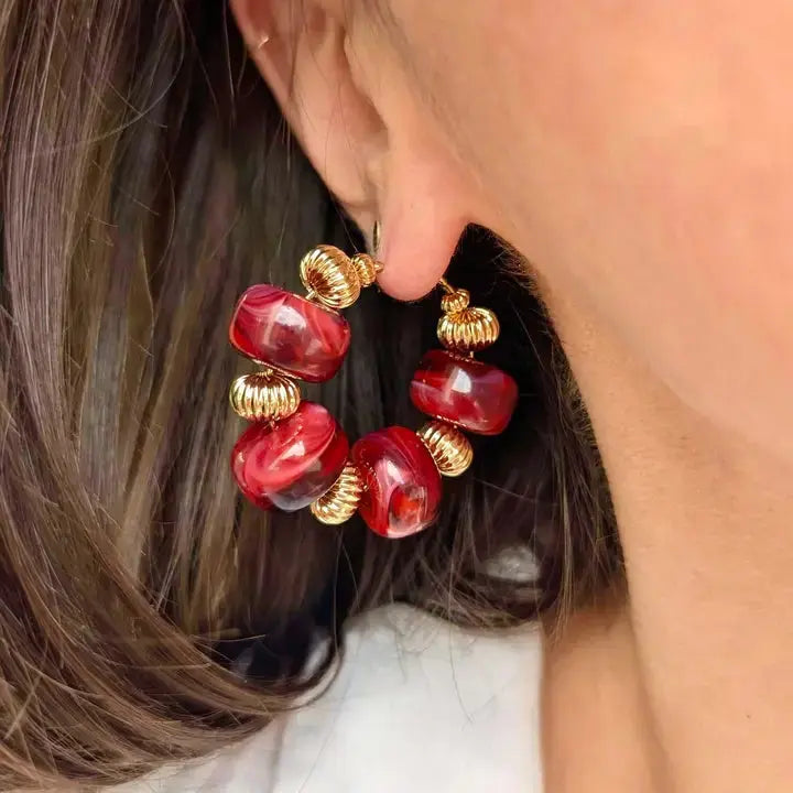 Créoles perles marbrées GIGI – Boucles d’oreilles colorées