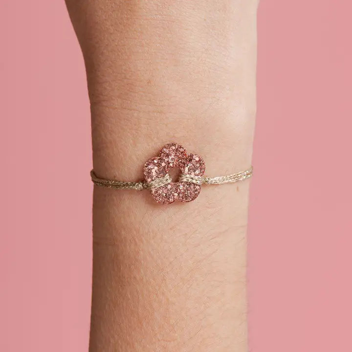 Bracelet fleur résine ajustable coloré fait main Les nicolettes
