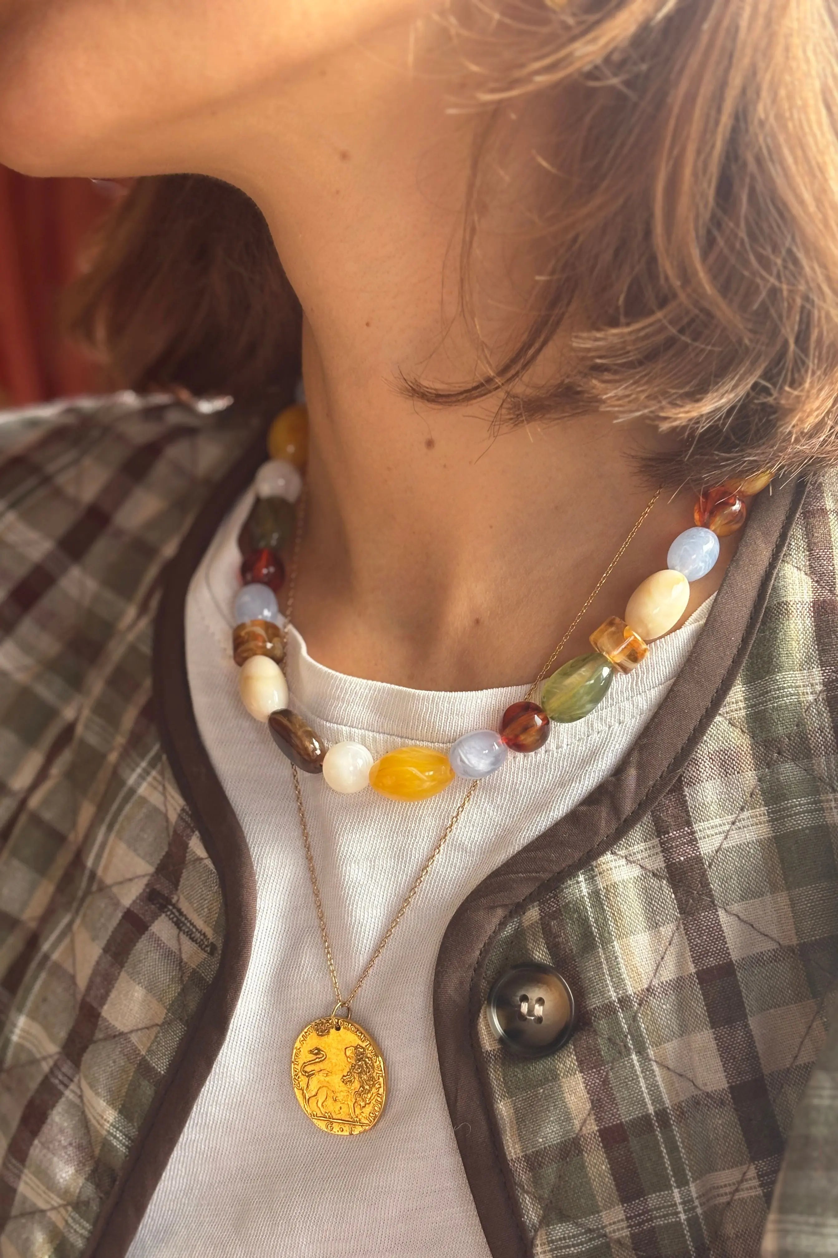 Collier perles résine colorées GIGI