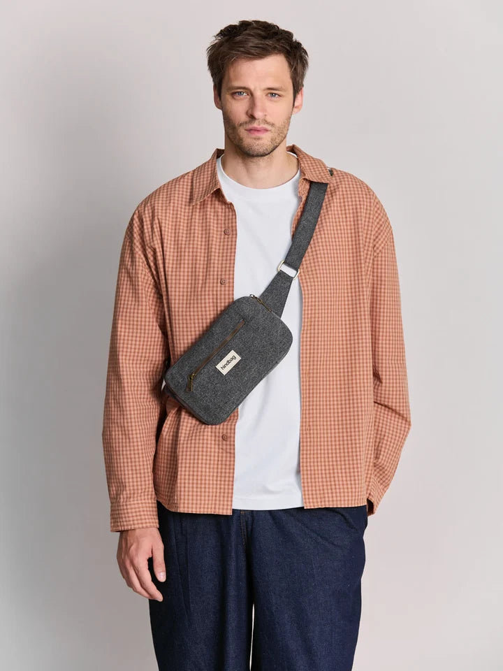 Sac banane Harry Denim gris foncé – modèle rectangulaire Hindbag Hindbag
