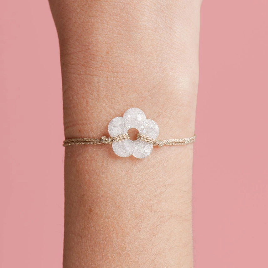 Bracelet fleur résine ajustable coloré fait main Les nicolettes