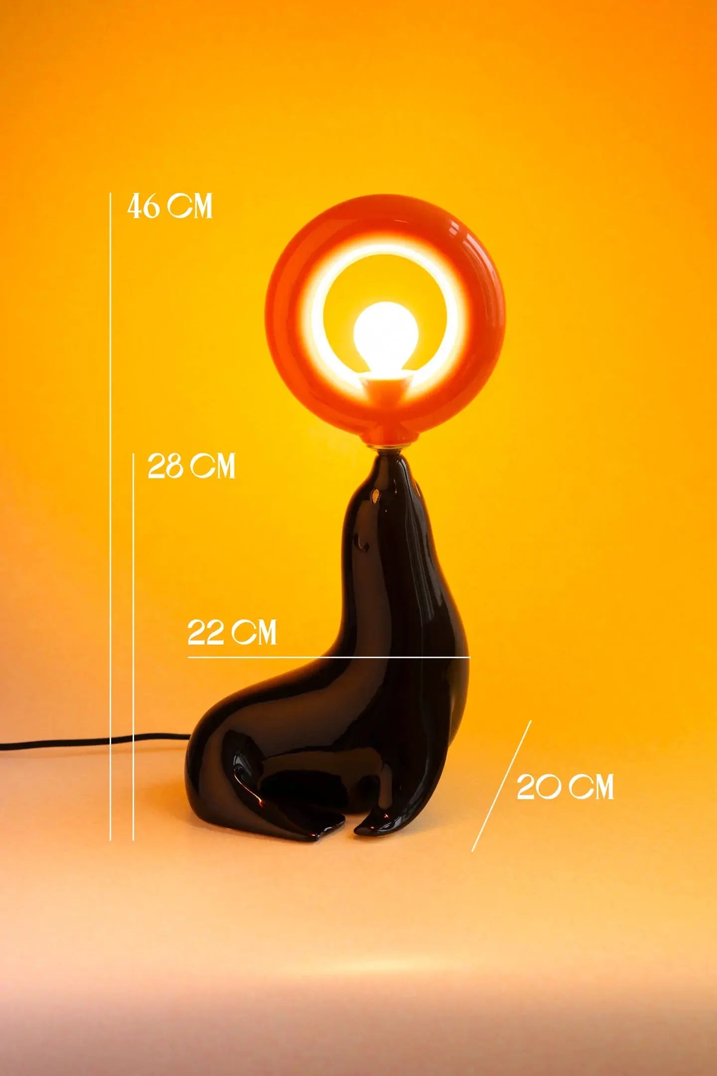 Lampe Petite Pénélope en faïence artisanale fabriquée au Portugal