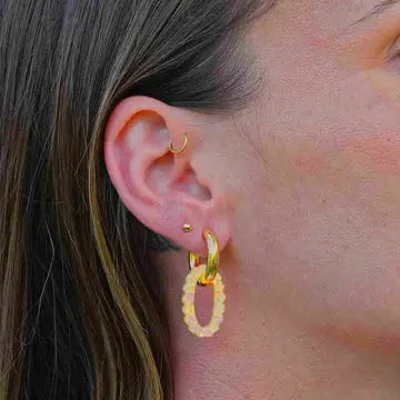 Créoles ovales en résine époxy et acier inoxydable doré ou argenté Les Nicolettes