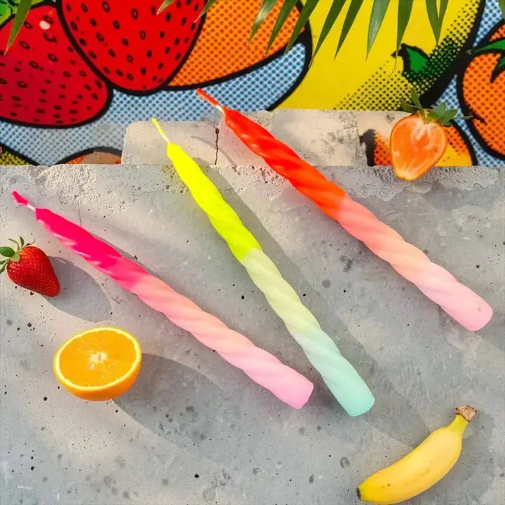 Bougie torsadée colorée Twisted nuances fruitées