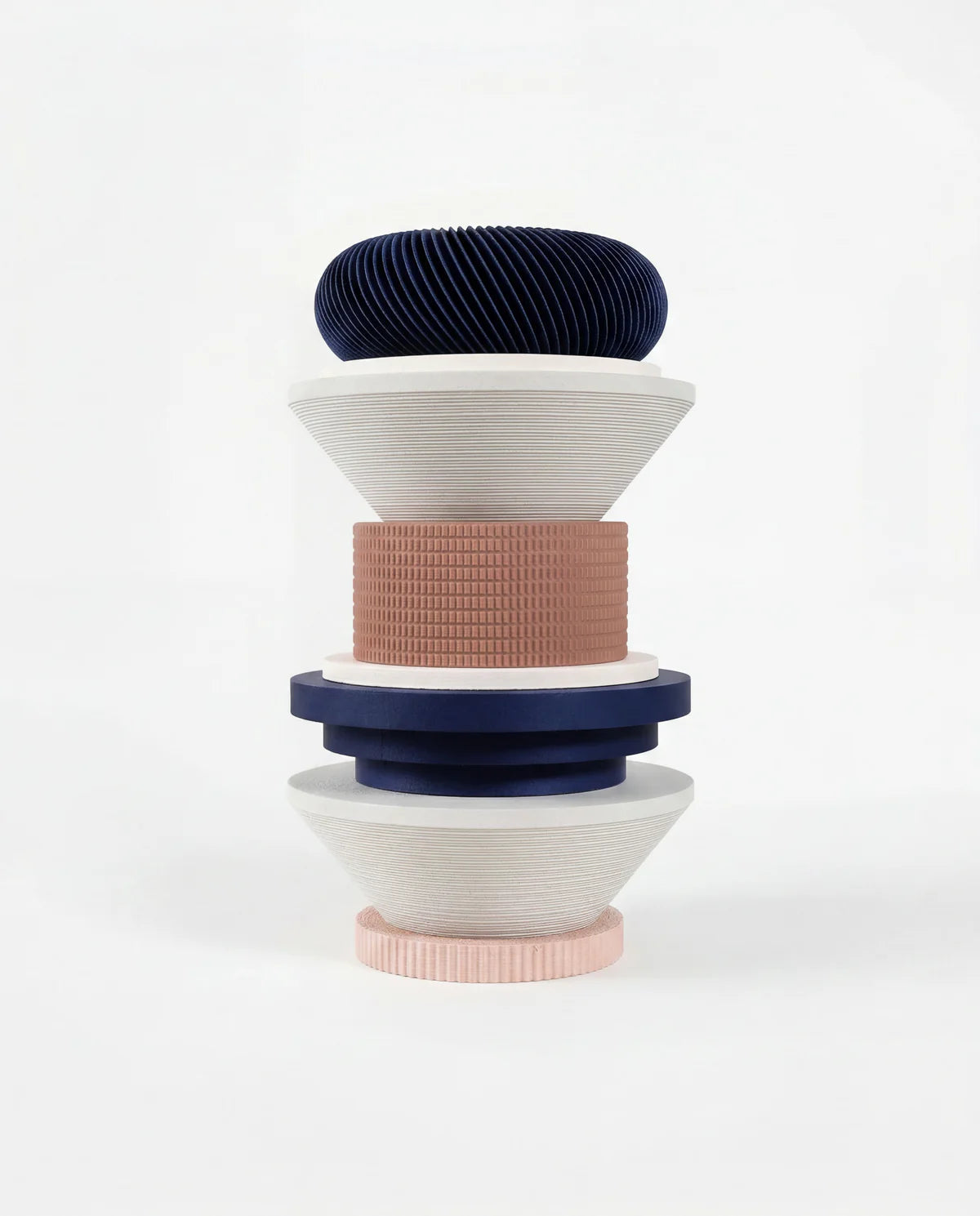 Vase rose TOTEM en bois bio-composite Minimum design Minimum design