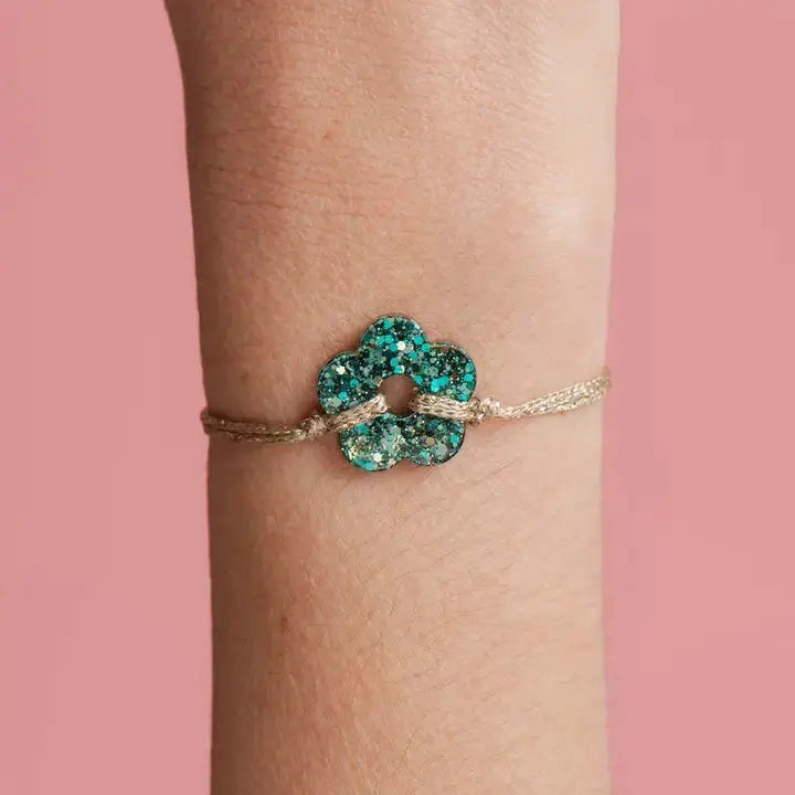 Bracelet fleur résine ajustable coloré fait main
